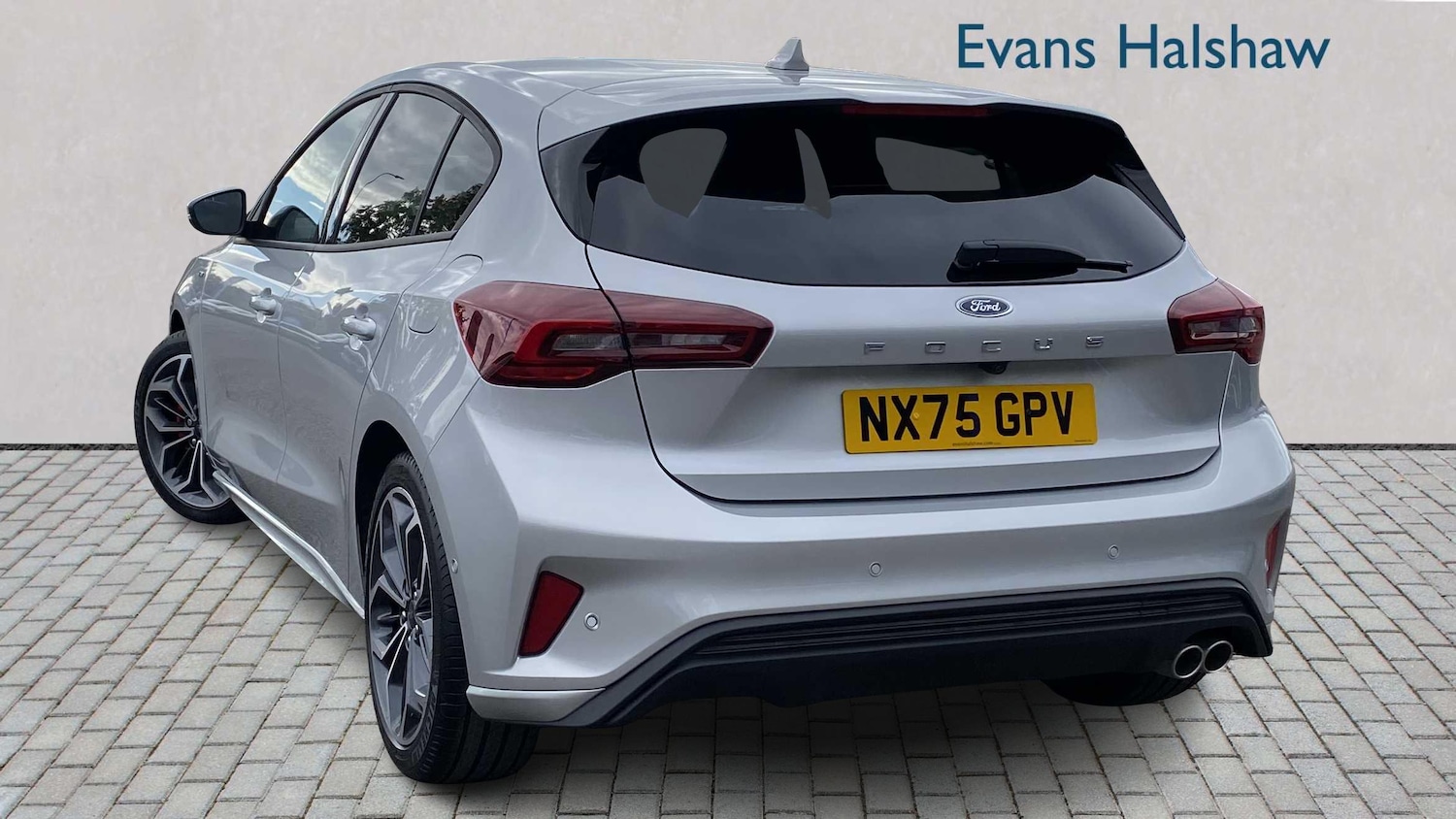 Used Ford Focus 2025 for sale - 76661794: Photo 2