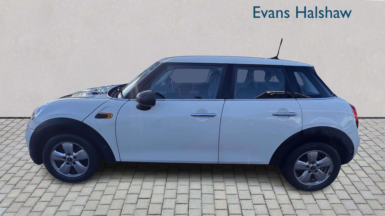 Used MINI Hatch 2016 for sale - 77740879: Photo 4