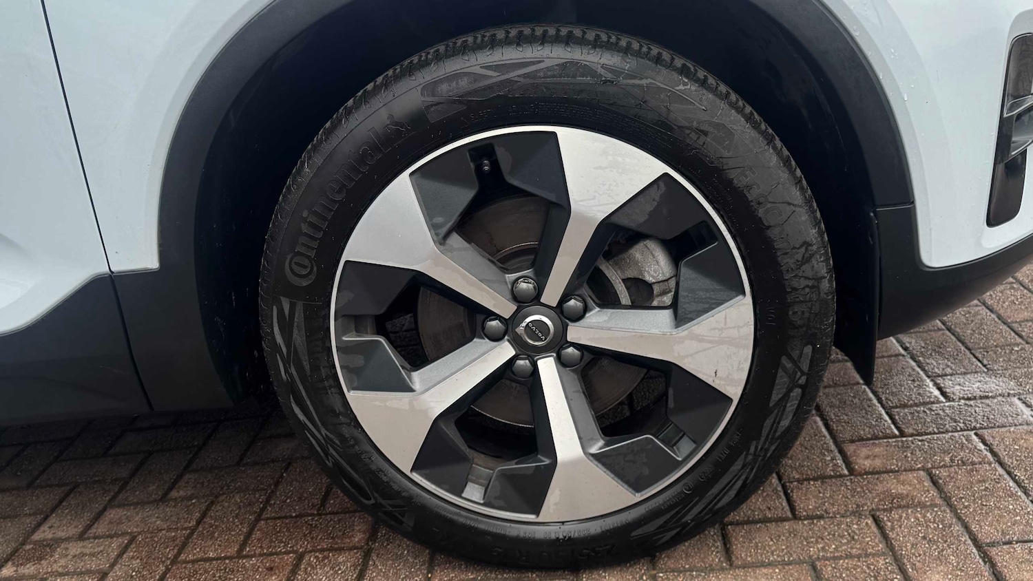 Used Volvo XC40 2024 for sale - 77983264: Photo 15