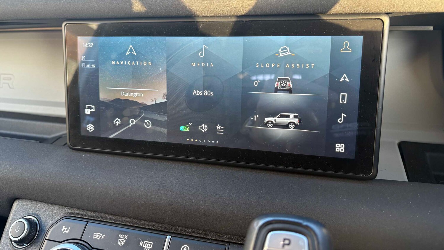 Used Land Rover Defender 2022 for sale - 77577252: Photo 14