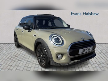 Used MINI Hatch 2019 for sale - 77928726: Photo