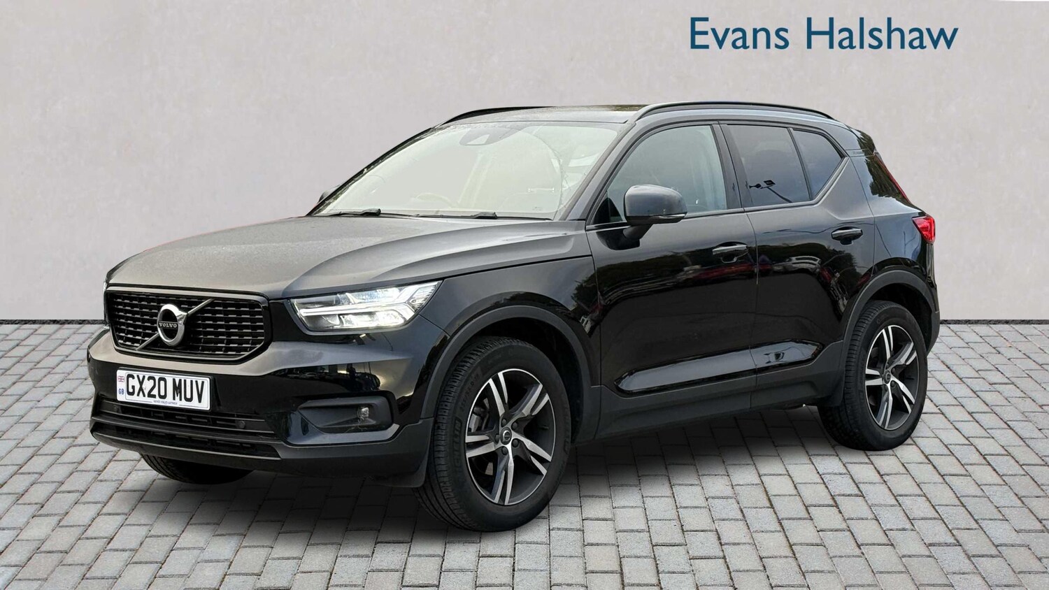 Used Volvo XC40 2020 for sale - 76242390: Photo 3