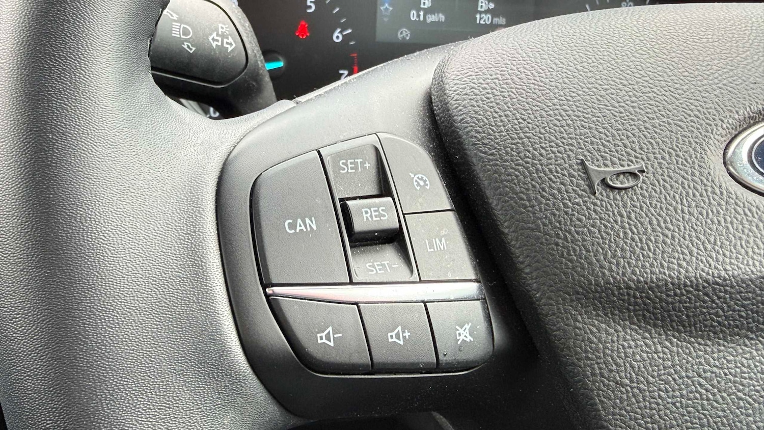 Used Ford Focus 2023 for sale - 77827386: Photo 15