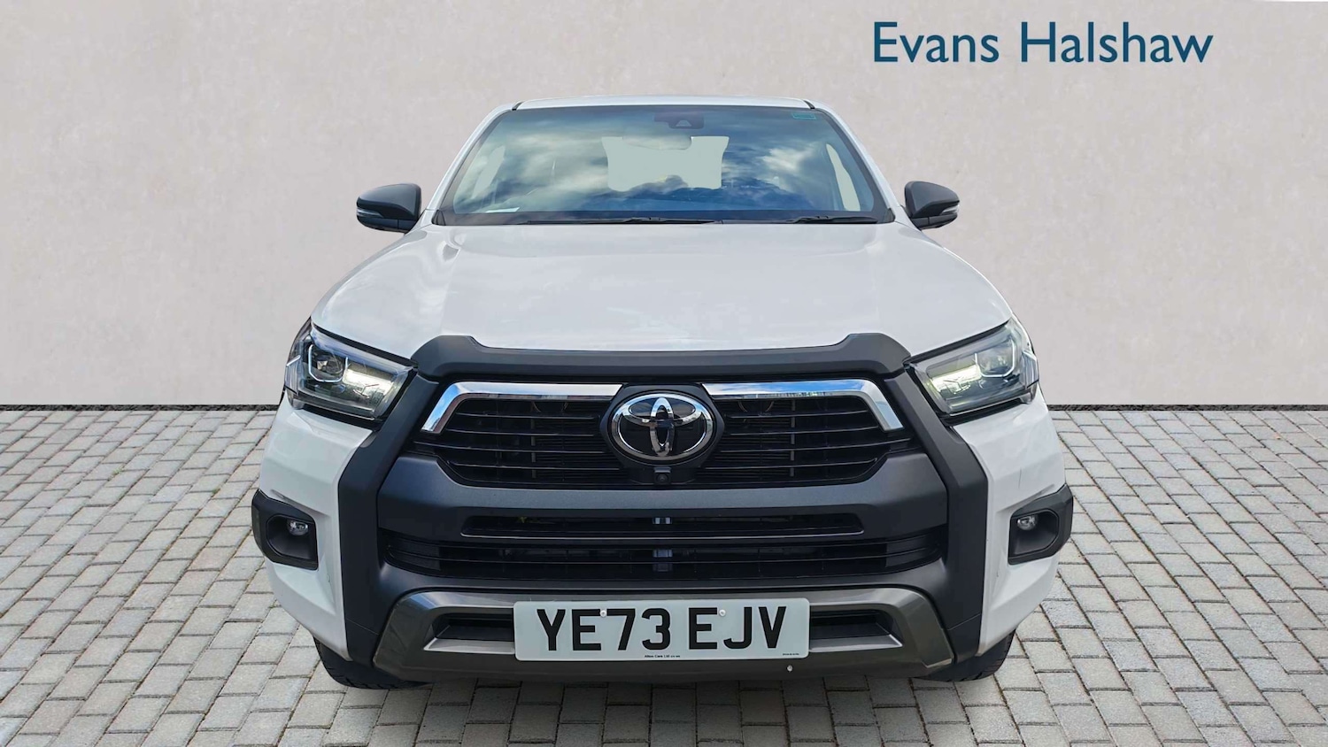 Used Toyota Hilux 2023 for sale - 78024155: Photo 4