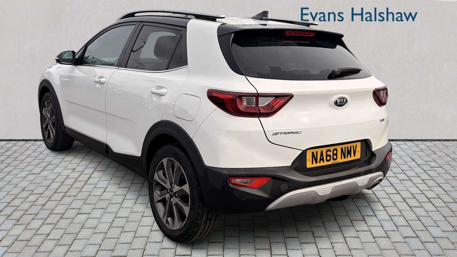 Used Kia Stonic 2018 for sale - 78118819: Photo 5