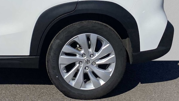 Used Suzuki SX4 S-Cross 2023 for sale - 76339568: Photo 10