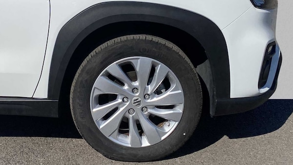 Used Suzuki SX4 S-Cross 2023 for sale - 76339568: Photo 8