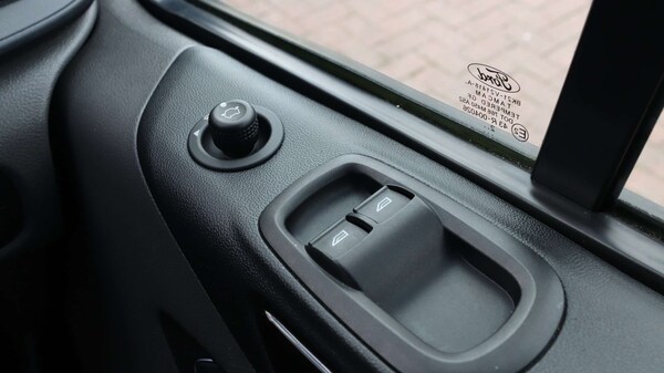 Used Ford Transit Custom 2023 for sale - 75317884: Photo 30