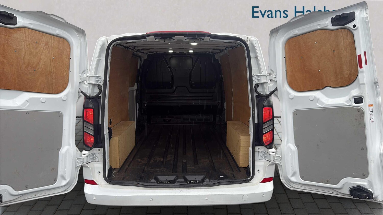 Used Ford Transit Custom 2024 for sale - 77526992: Photo 7