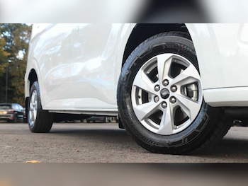 Used Ford Transit Custom 2024 for sale - 76286320: Photo 3