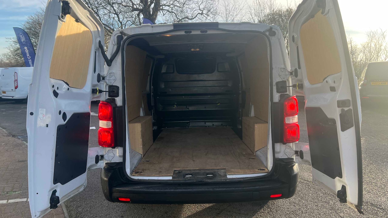 Used Citroen Dispatch 2023 for sale - 76718296: Photo 5