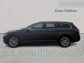 Used Volkswagen Passat 2019 for sale - 78678490: Photo