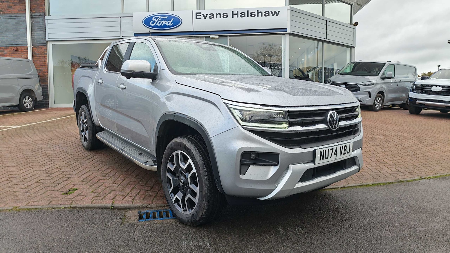 Used Volkswagen Amarok 2024 for sale - 76460335: Photo 1