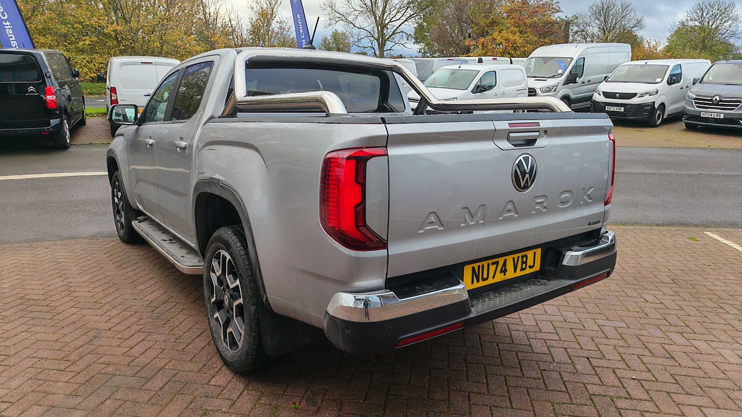 Used Volkswagen Amarok 2024 for sale - 76460335: Photo 5