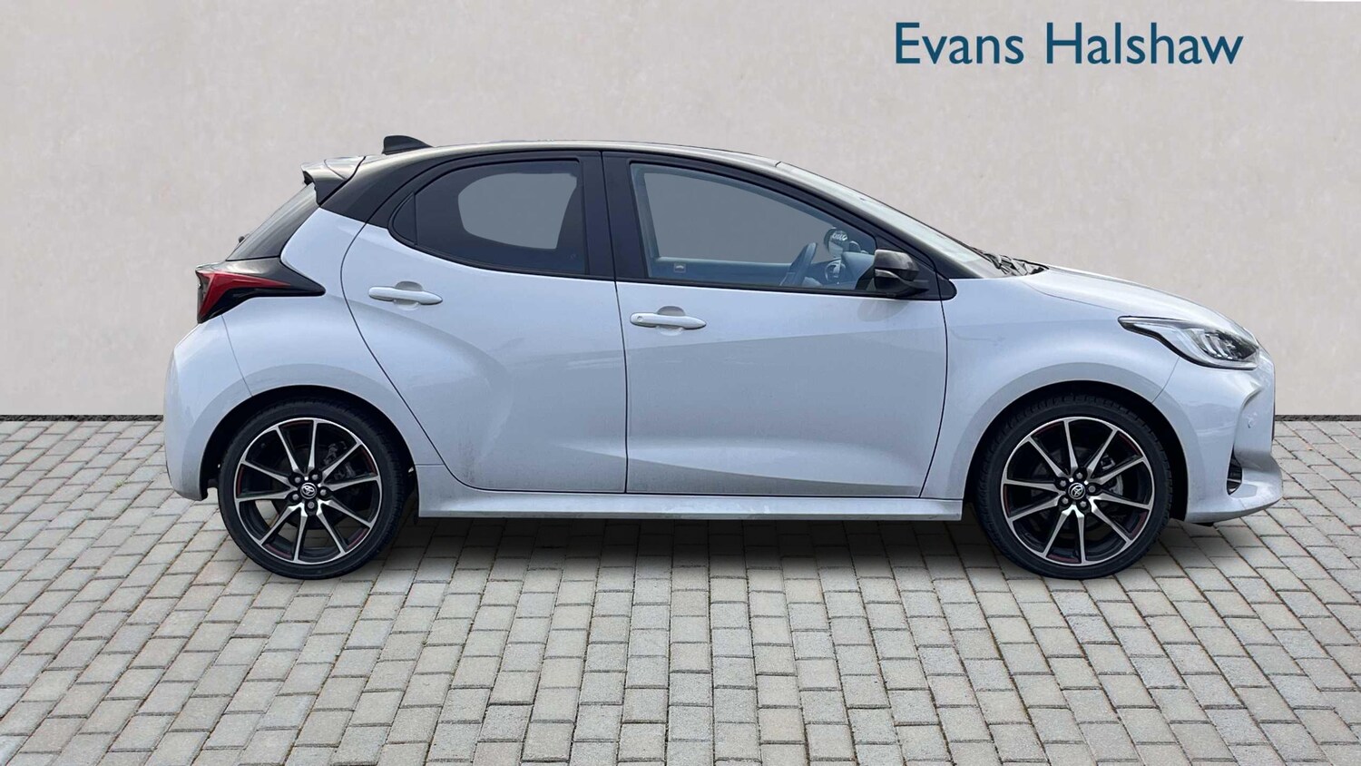 Used Toyota Yaris 2024 for sale - 77414851: Photo 6