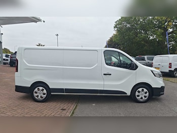 Used Renault Trafic 2023 for sale - 76298485: Photo