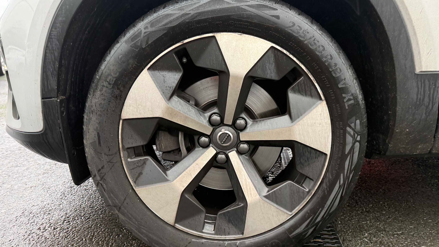 Used Volvo XC40 2024 for sale - 77257300: Photo 12