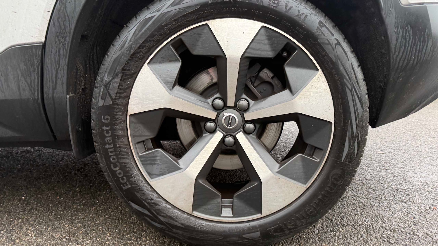 Used Volvo XC40 2024 for sale - 77257300: Photo 13