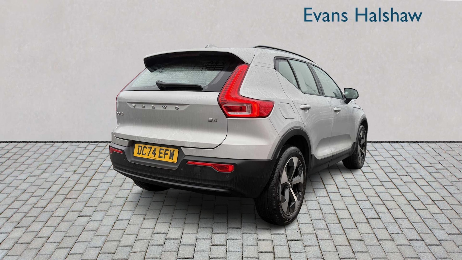 Used Volvo XC40 2024 for sale - 77257300: Photo 6