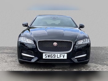 Used Jaguar XF 2020 for sale - 75535256: Photo