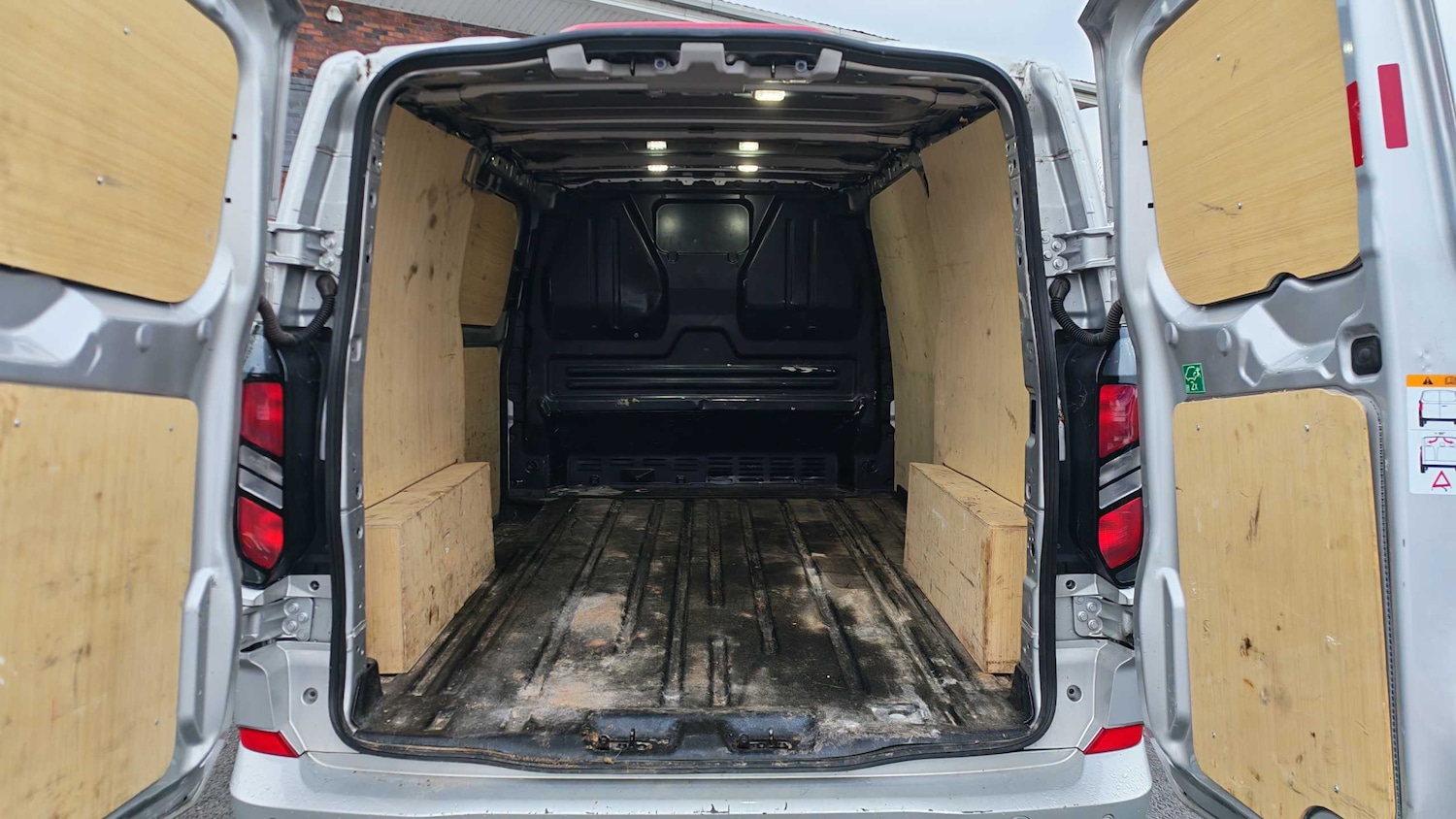 Used Ford Transit Custom 2024 for sale - 77397885: Photo 7