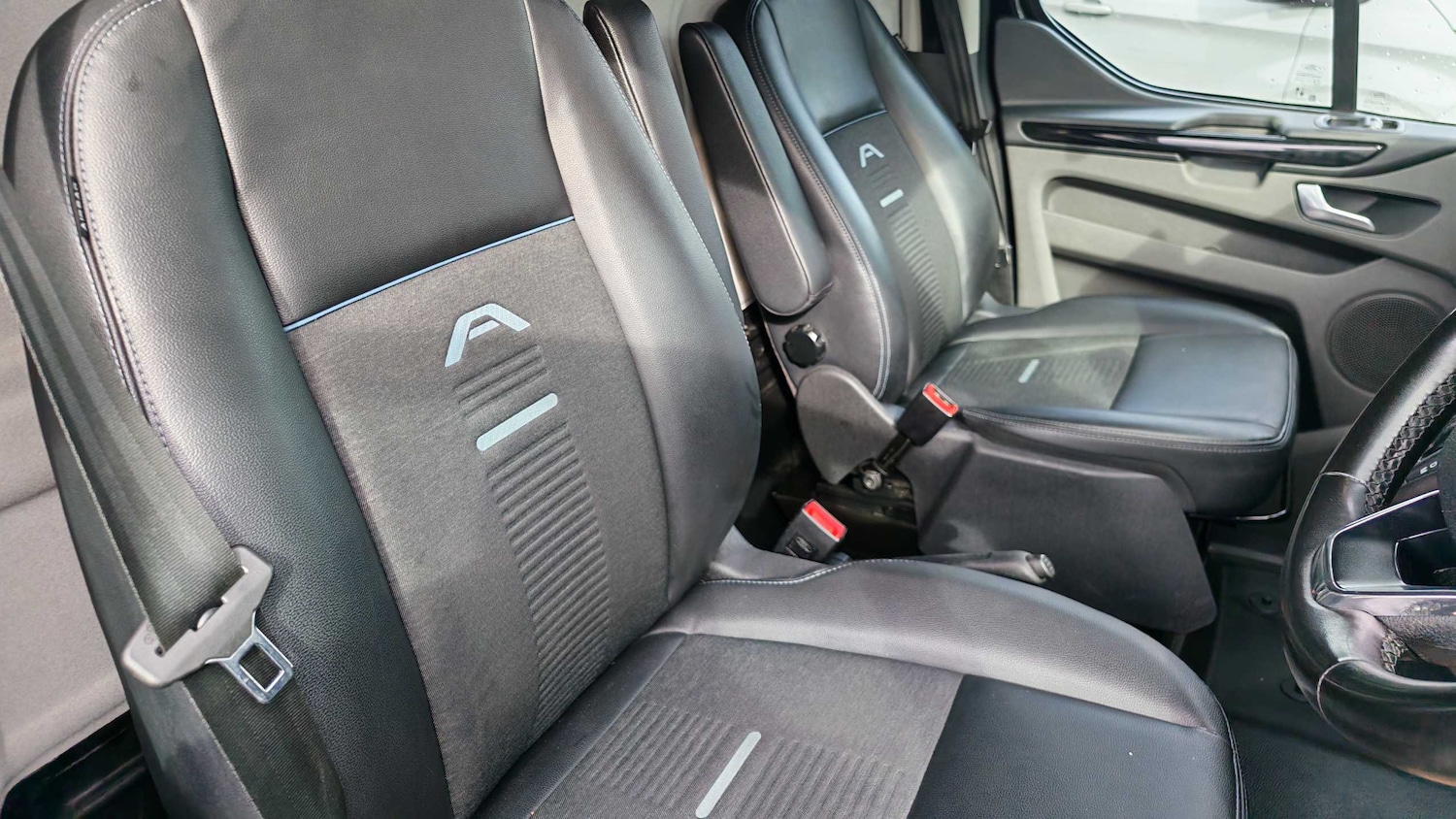 Used Ford Transit Custom 2024 for sale - 76411325: Photo 27