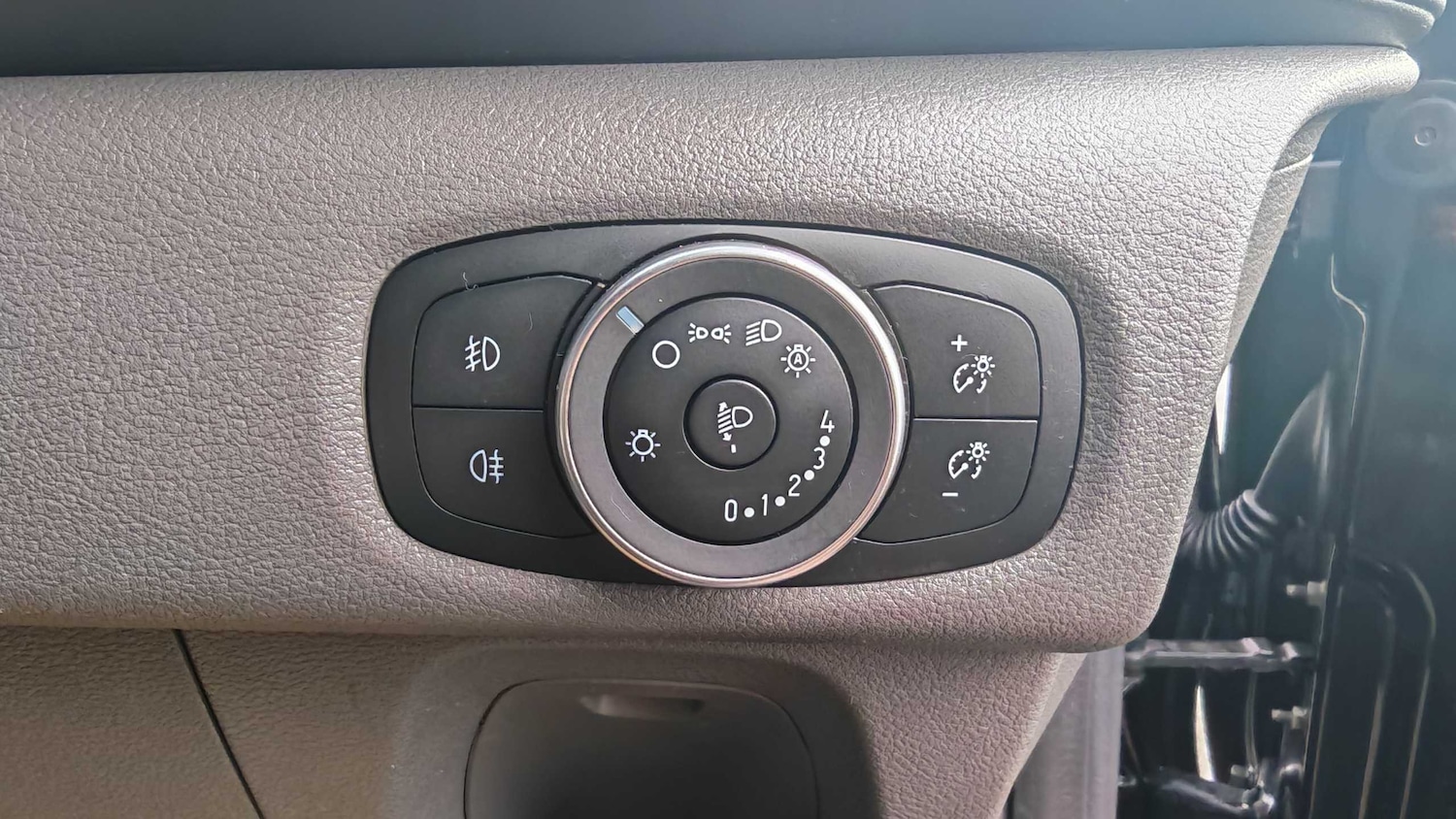 Used Ford Transit Custom 2024 for sale - 76411325: Photo 30