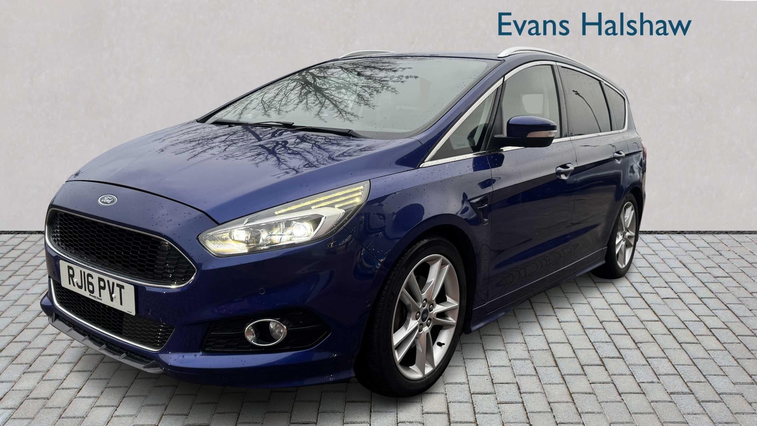 Used Ford S-Max 2016 for sale - 77428951: Photo 4