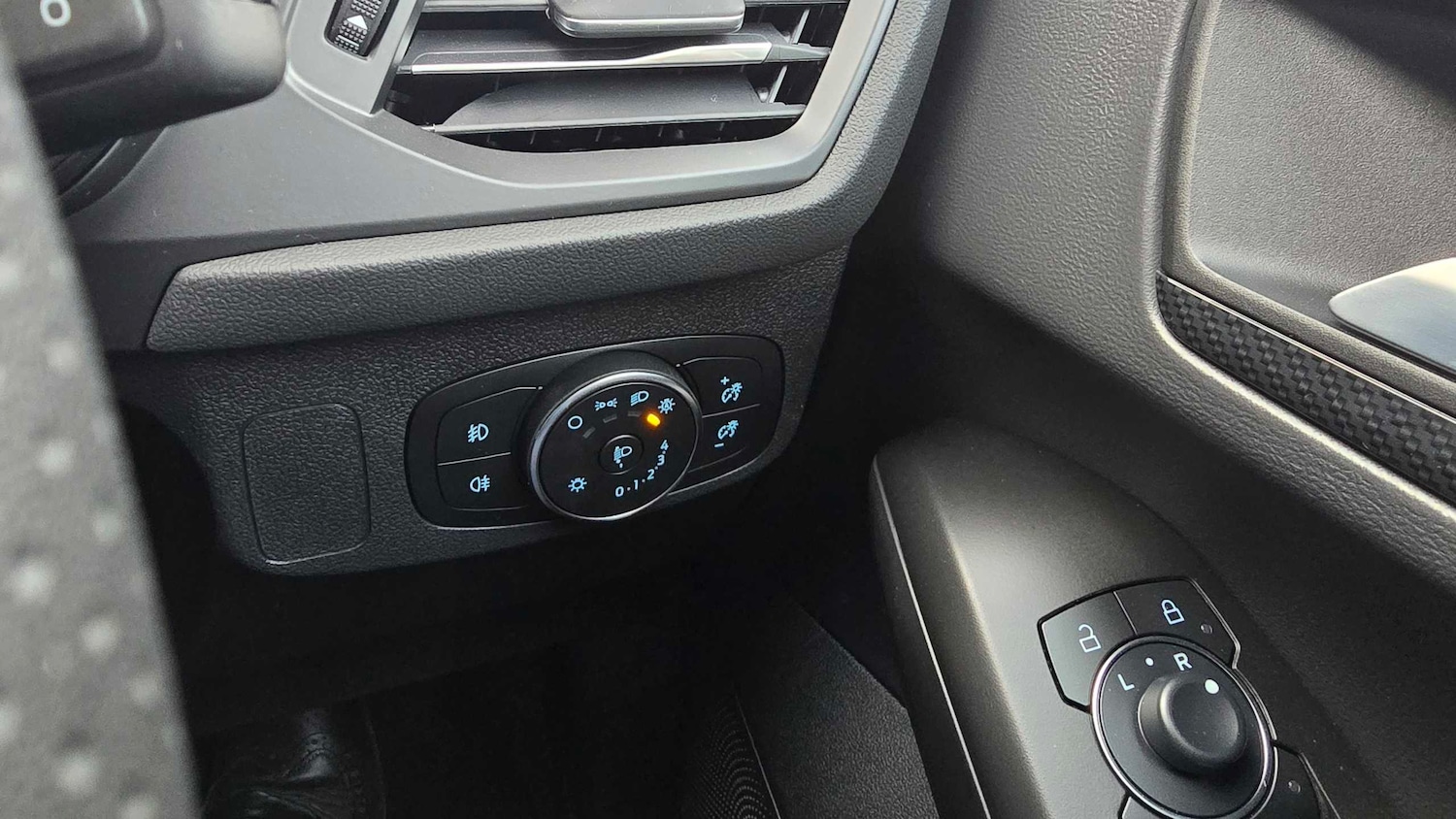 Used Ford Focus 2025 for sale - 77827429: Photo 16