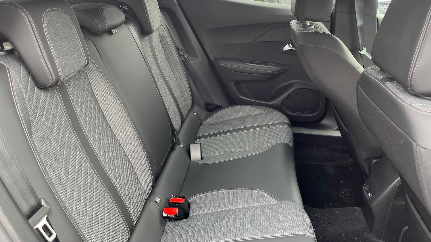 Used Peugeot 2008 2025 for sale - 77972998: Photo 18