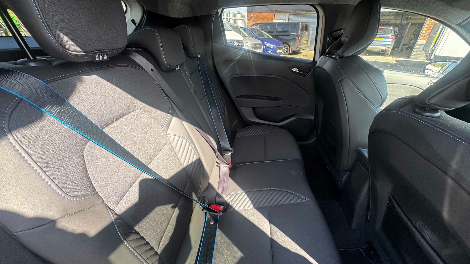 Used Renault Clio 2024 for sale - 78119209: Photo 8