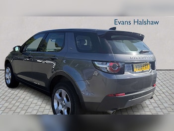 Used Land Rover Discovery Sport 2018 for sale - 78604077: Photo