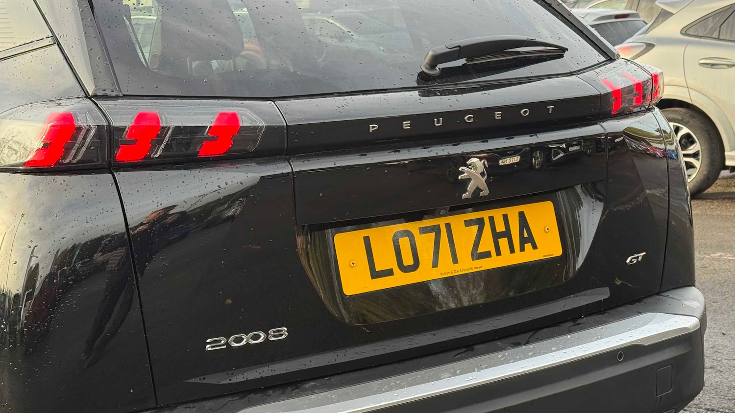 Used Peugeot 2008 2022 for sale - 76459894: Photo 13