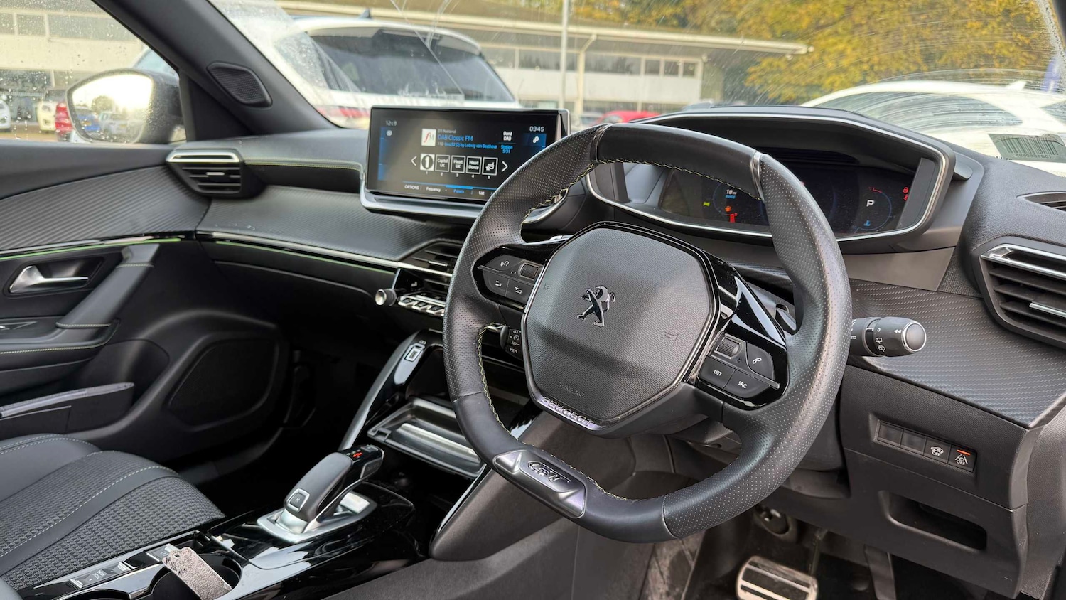 Used Peugeot 2008 2022 for sale - 76459894: Photo 15