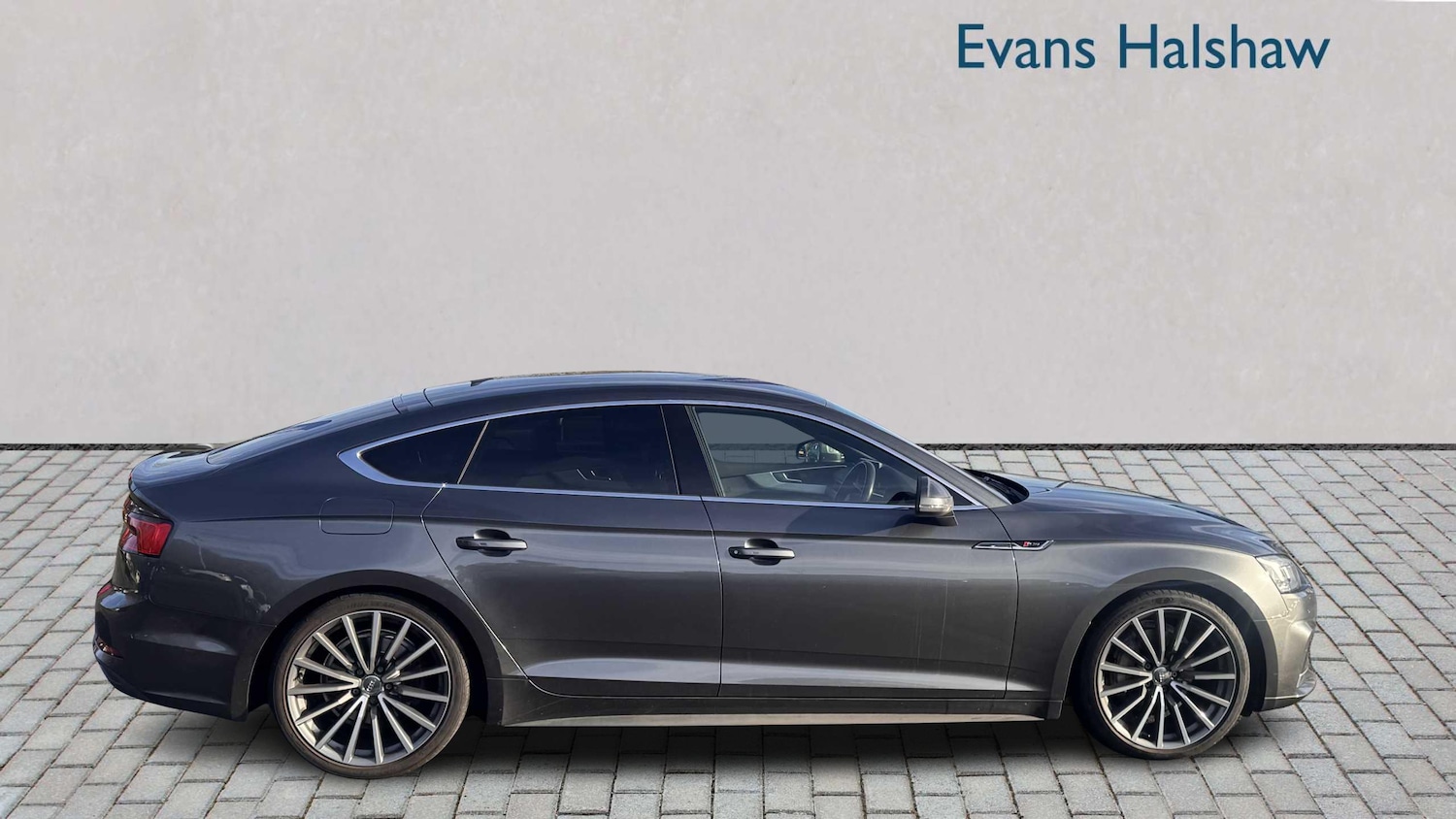 Used Audi A5 2017 for sale - 76705116: Photo 4