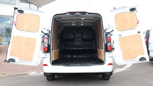 Used Ford Transit Custom 2024 for sale - 75317332: Photo 17