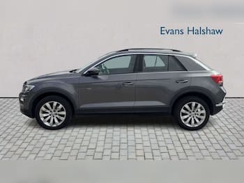 Used Volkswagen T-Roc 2019 for sale - 79568170: Photo