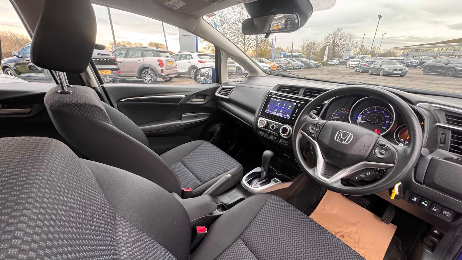 Used Honda Jazz 2018 for sale - 76718099: Photo 9