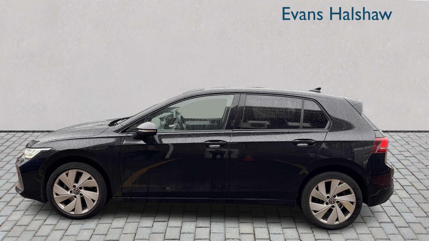 Used Volkswagen Golf 2025 for sale - 76929076: Photo 4