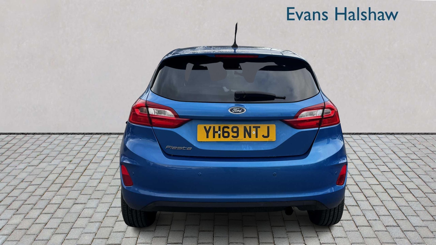 Used Ford Fiesta 2019 for sale - 77615371: Photo 2