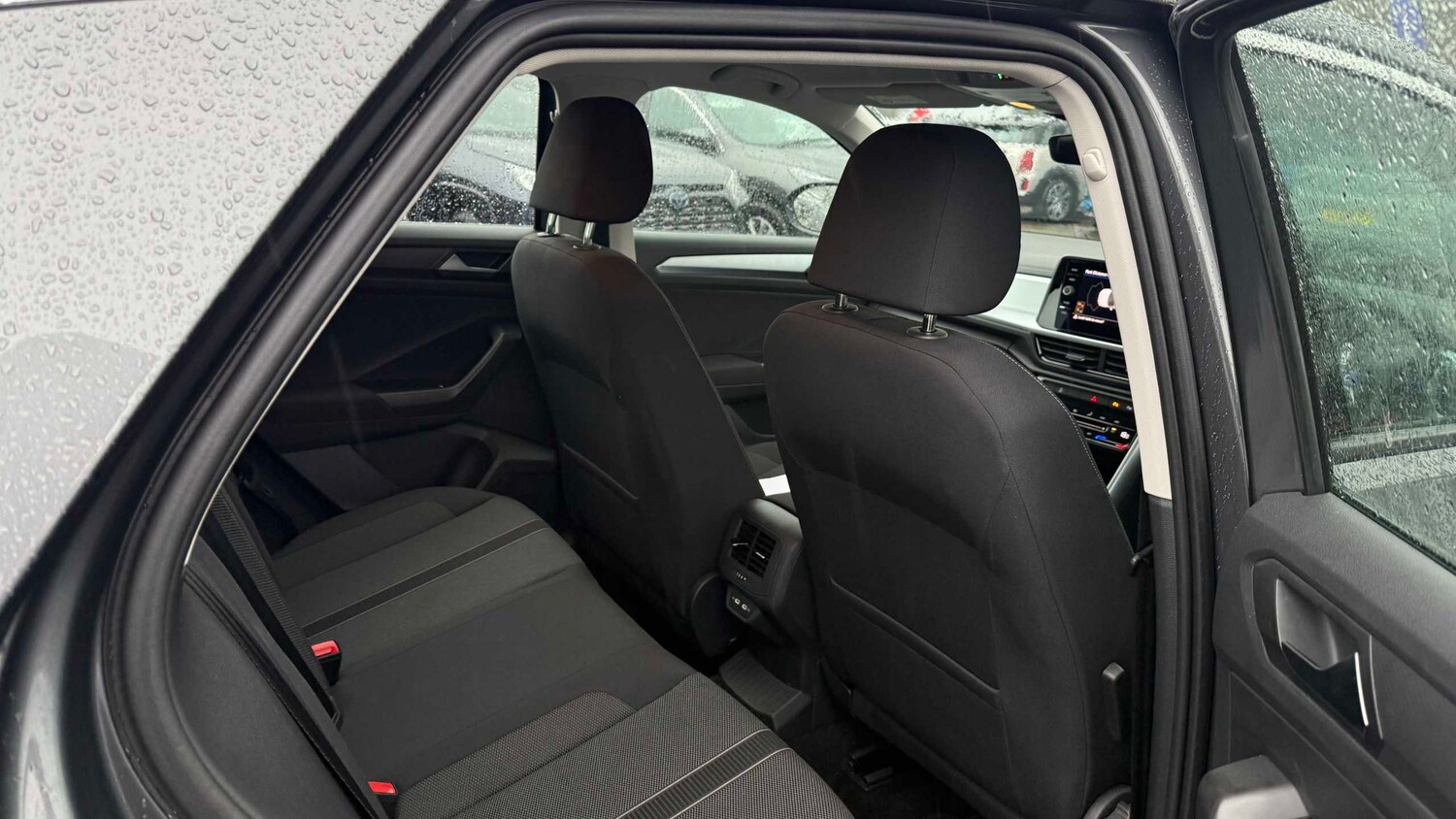 Used Volkswagen T-Roc 2022 for sale - 77628145: Photo 15