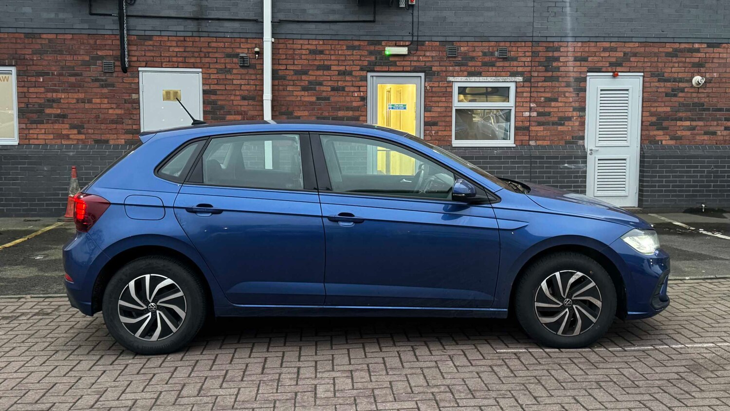 Used Volkswagen Polo 2022 for sale - 77553057: Photo 8