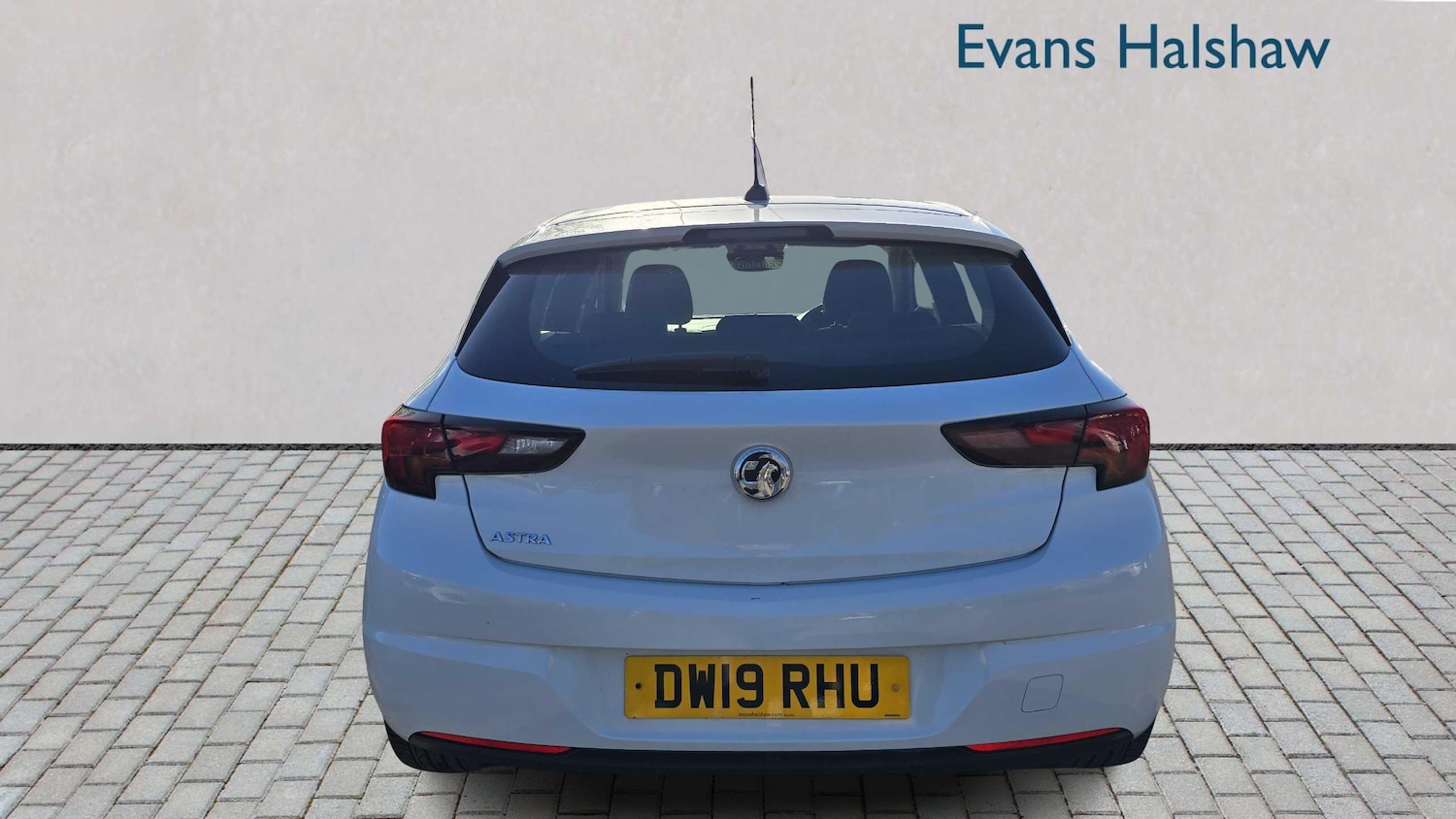 Used Vauxhall Astra 2019 for sale - 76401358: Photo 4