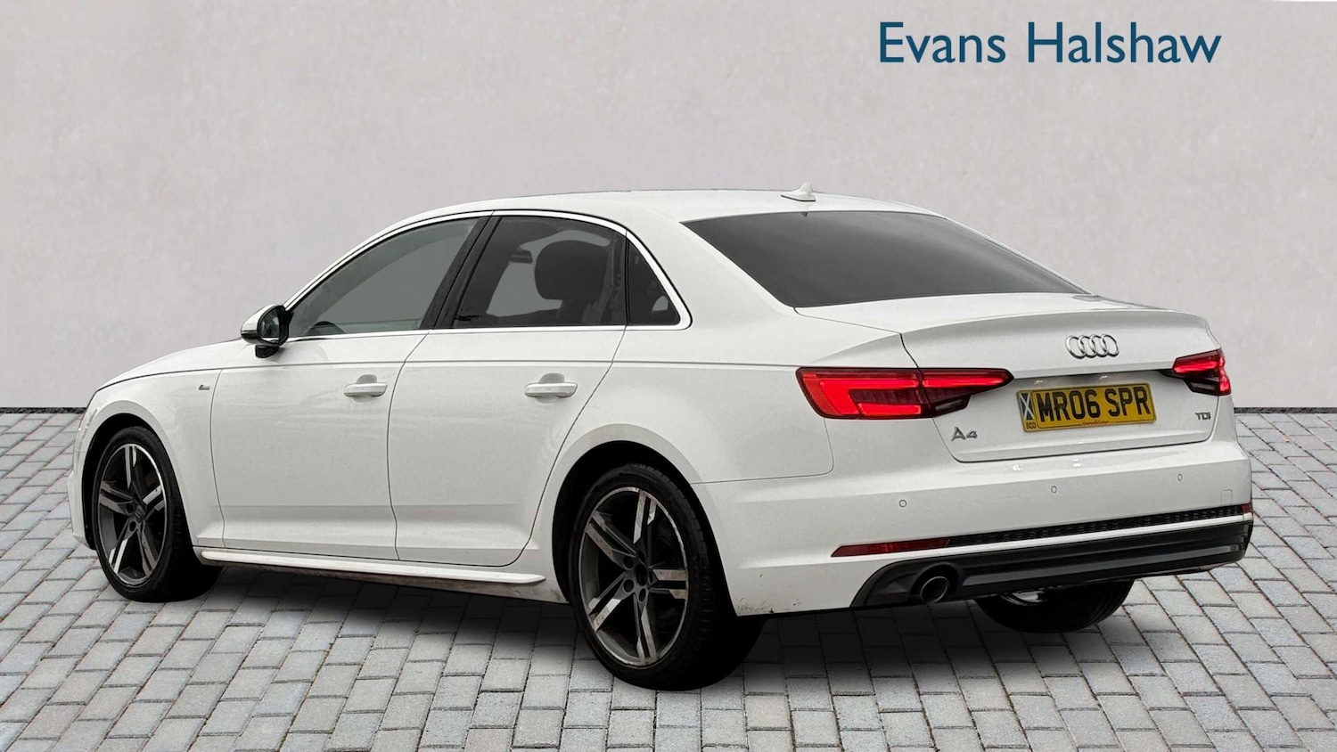 Used Audi A4 for sale - 77389983: Photo 2