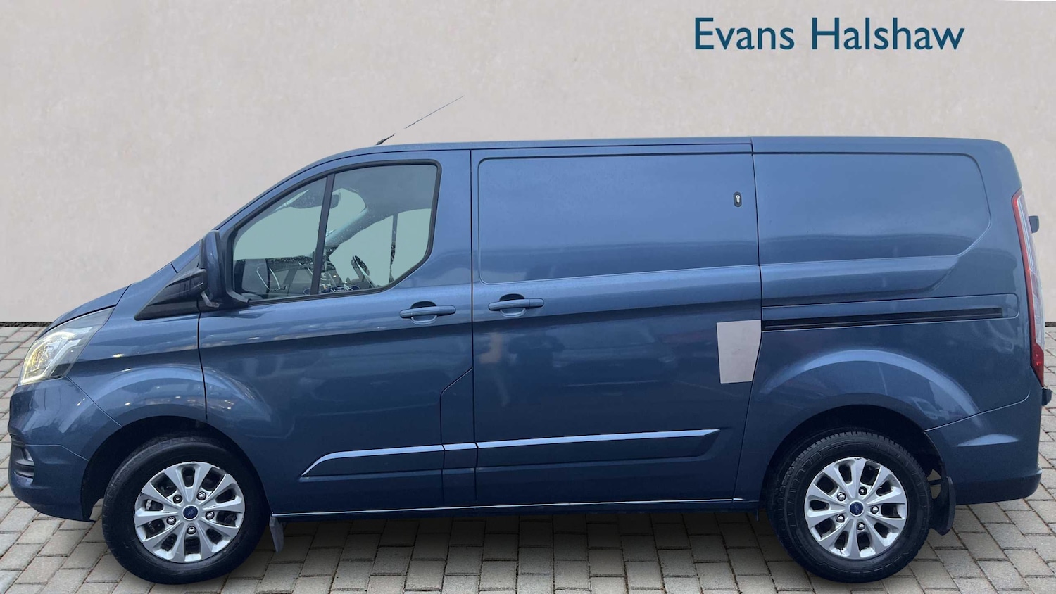 Used Ford Transit Custom 2023 for sale - 77308402: Photo 4