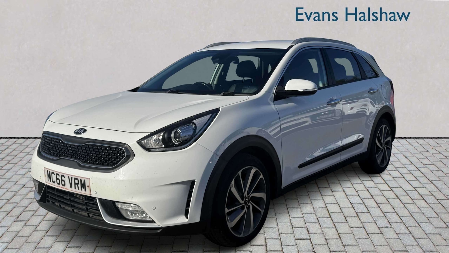Used Kia Niro 2017 for sale - 78118631: Photo 3
