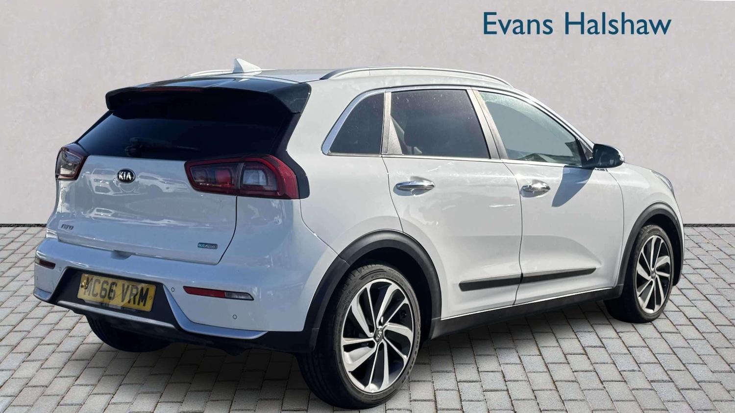 Used Kia Niro 2017 for sale - 78118631: Photo 5