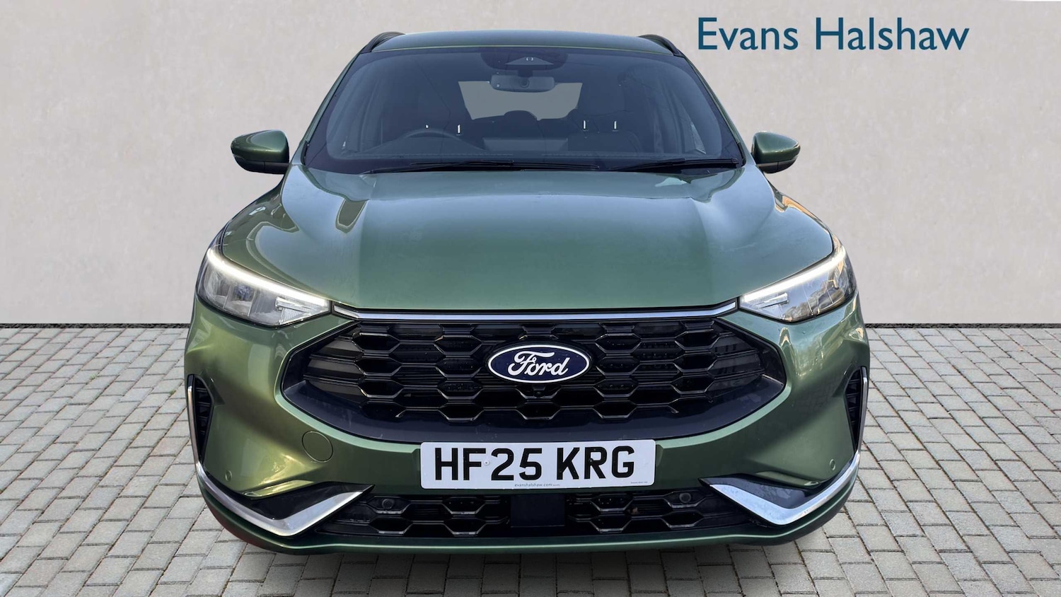 Used Ford Kuga 2025 for sale - 76789279: Photo 2