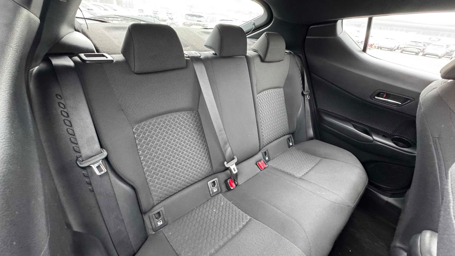 Used Toyota C-HR 2021 for sale - 77772236: Photo 16