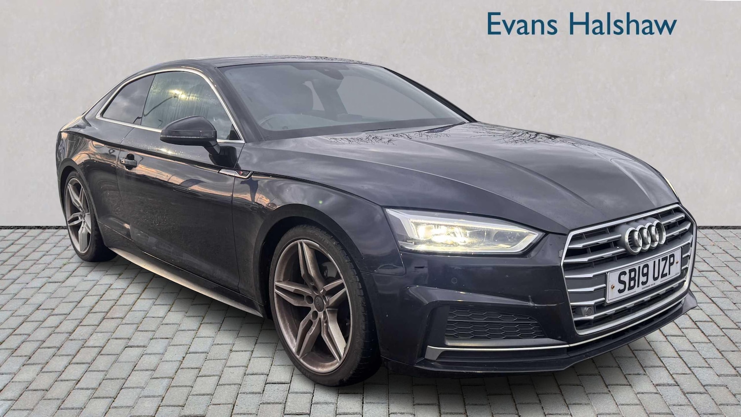 Used Audi A5 2019 for sale - 76902309: Photo 1
